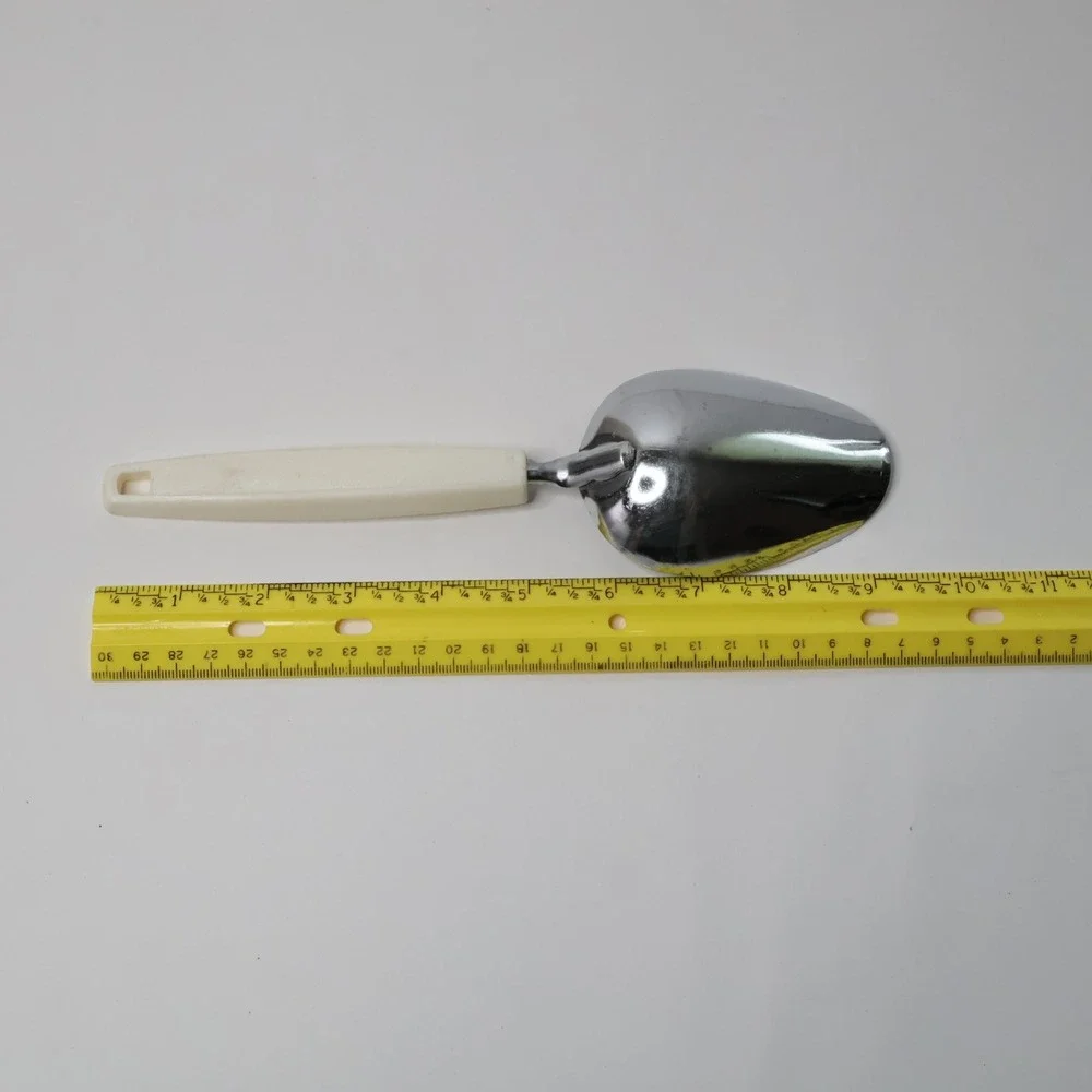 Vintage Ekco Spice of Life 1/4 Cup Scoop Chrome Vegetable Pattern Handle USA